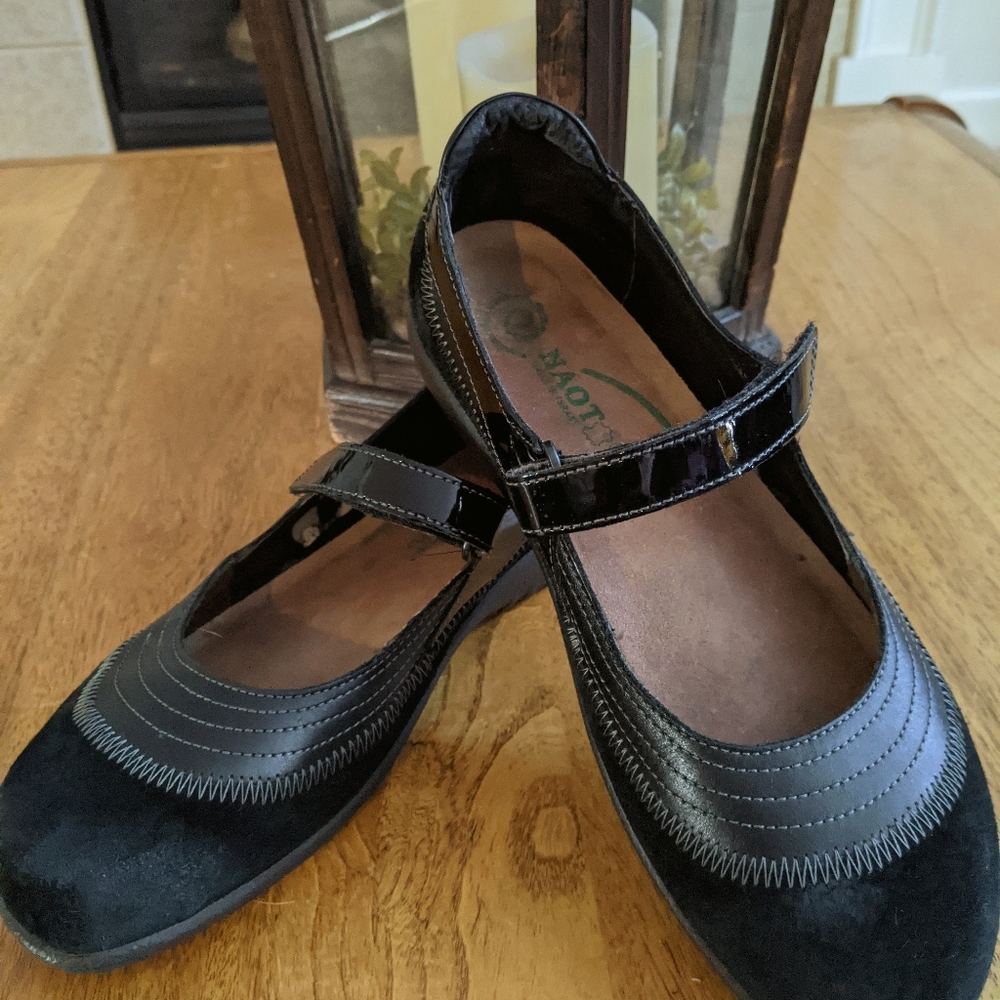 Naot Mary Jane Kirei flat